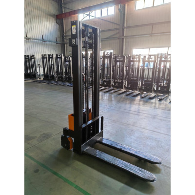 Carrello elevatore elettrico ibrido 1200 kg 1600 mm TS12i-16 con Li-I