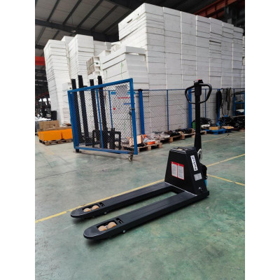 Hybrid semi-electric pallet truck T20 - 2000kg